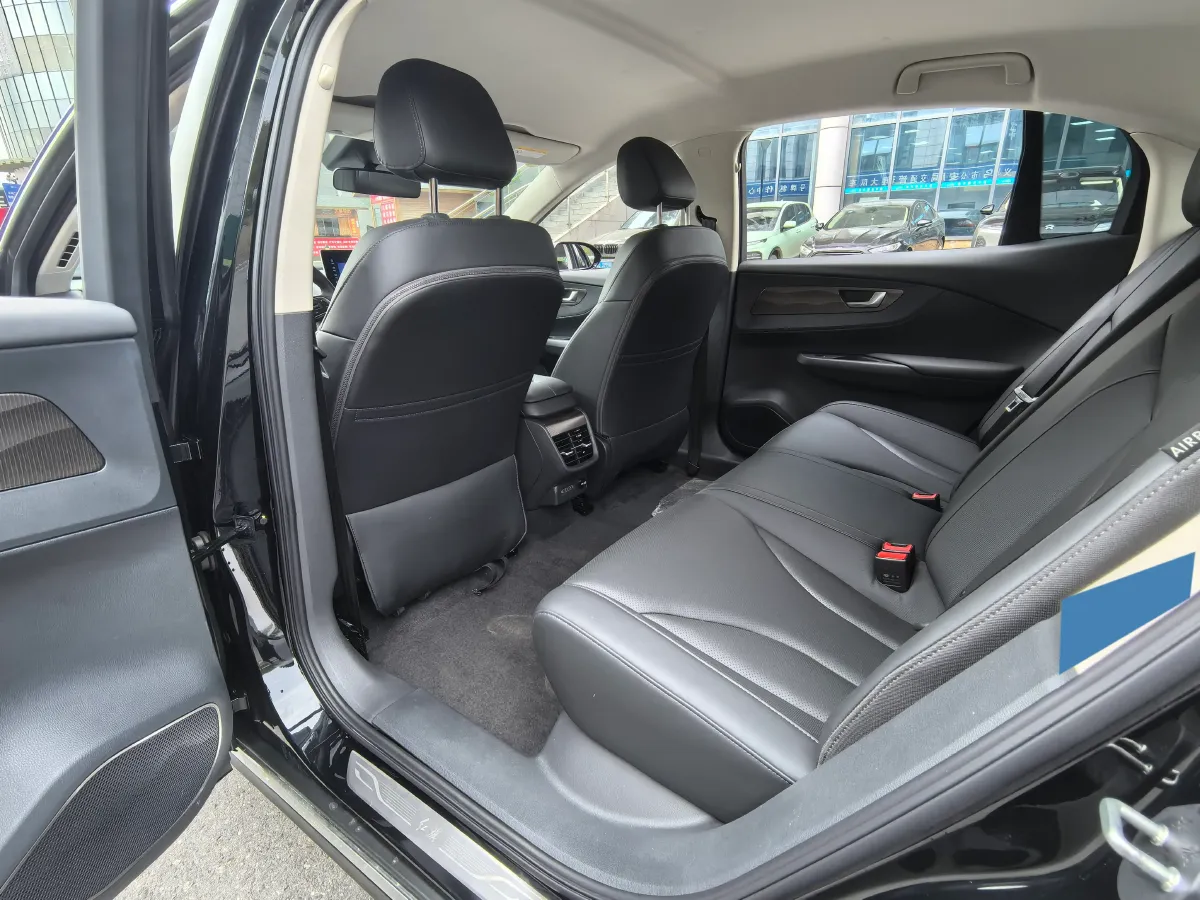 2023 HongQi E-QM5 BEV 54KWH,autocango,china used car exporter,china ev exporter,chinese used car exporter,chinese used ev exporter