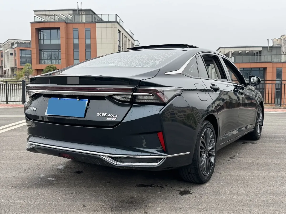 2021 DongFeng Aeolus YiXuan MAX 1.5T 190HP L4 7DCT,autocango,china used car exporter,china ev exporter,chinese used car exporter,chinese used ev exporter