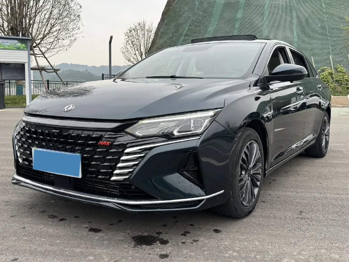 2021 DongFeng Aeolus YiXuan MAX 1.5T 190HP L4 7DCT,autocango,china used car exporter,china ev exporter,chinese used car exporter,chinese used ev exporter