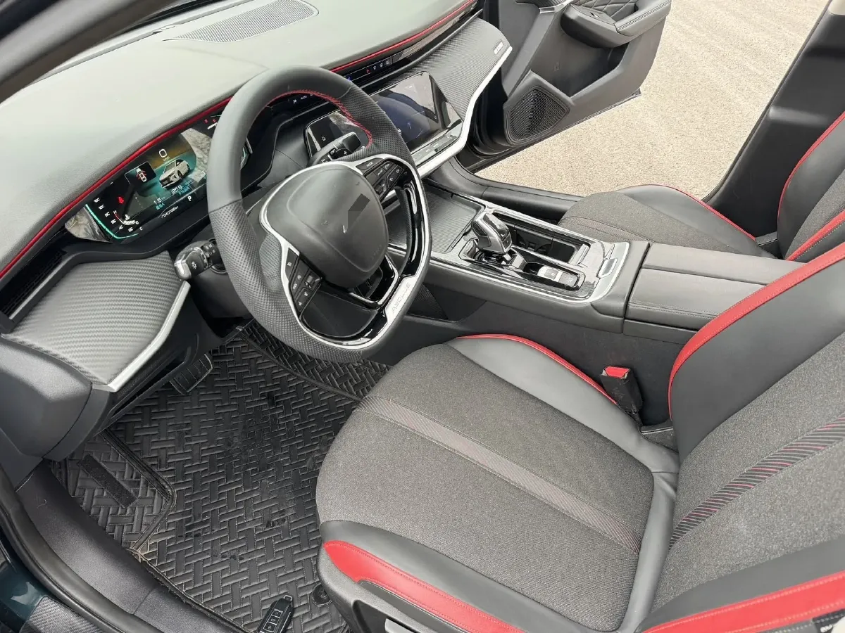 2021 DongFeng Aeolus YiXuan MAX 1.5T 190HP L4 7DCT,autocango,china used car exporter,china ev exporter,chinese used car exporter,chinese used ev exporter