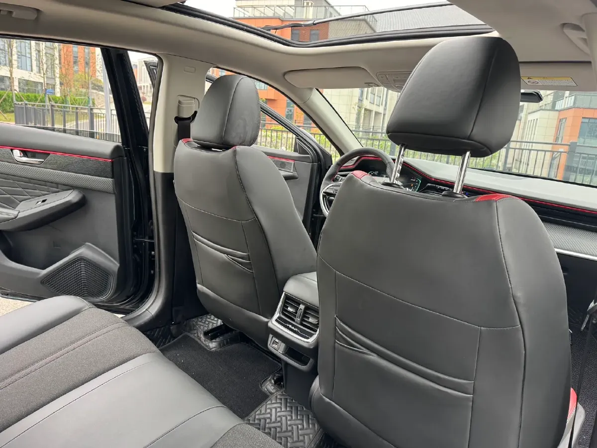 2021 DongFeng Aeolus YiXuan MAX 1.5T 190HP L4 7DCT,autocango,china used car exporter,china ev exporter,chinese used car exporter,chinese used ev exporter