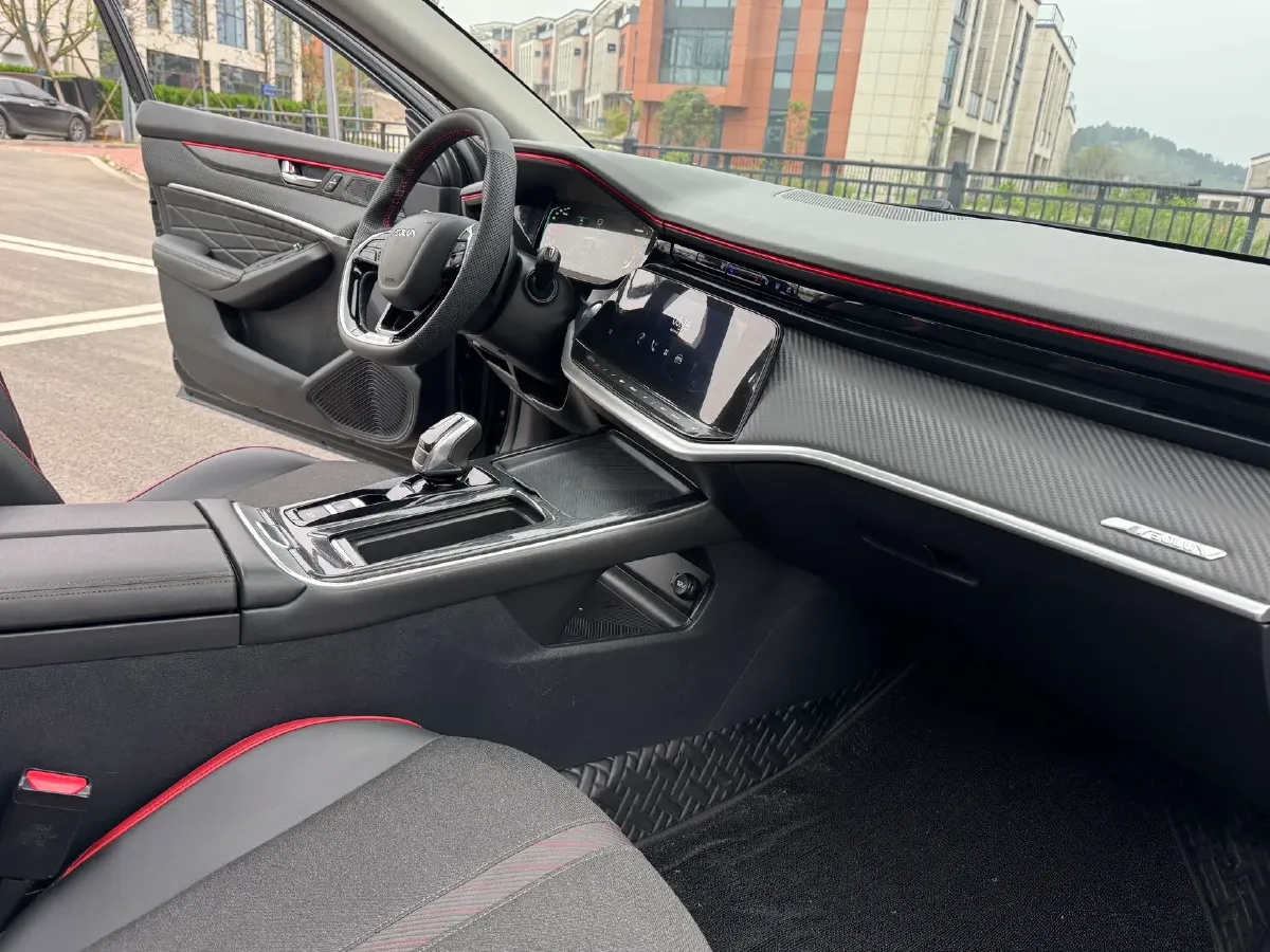 2021 DongFeng Aeolus YiXuan MAX 1.5T 190HP L4 7DCT,autocango,china used car exporter,china ev exporter,chinese used car exporter,chinese used ev exporter