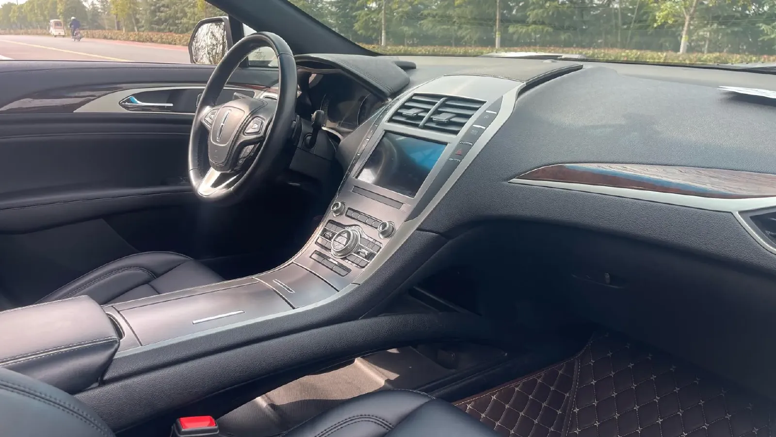 2019 Lincoln MKZ 2.0T 203HP L4 6AT,autocango,china used car exporter,china ev exporter,chinese used car exporter,chinese used ev exporter