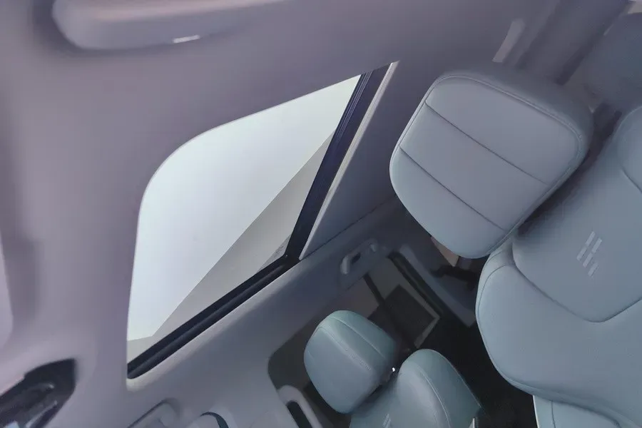 2025 Jetour Traveller 2.0T 254HP L4 7DCT,autocango,china used car exporter,china ev exporter,chinese used car exporter,chinese used ev exporter