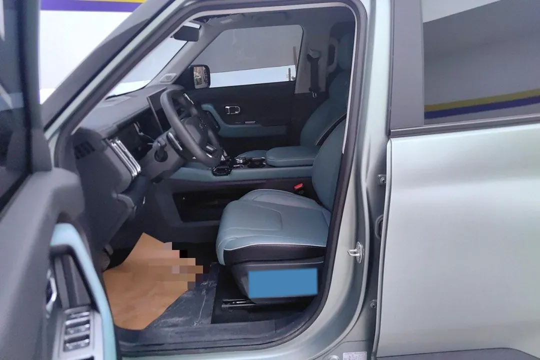 2025 Jetour Traveller 2.0T 254HP L4 7DCT,autocango,china used car exporter,china ev exporter,chinese used car exporter,chinese used ev exporter