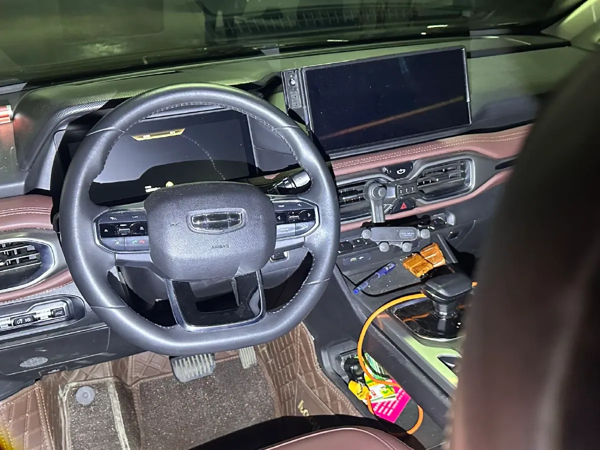 2022 Geely Okavango 1.8T 184HP L4 7DCT,autocango,china used car exporter,china ev exporter,chinese used car exporter,chinese used ev exporter