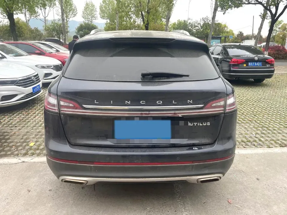 2021 Lincoln Nautilus 2.0T 245HP L4 8AT,autocango,china used car exporter,china ev exporter,chinese used car exporter,chinese used ev exporter