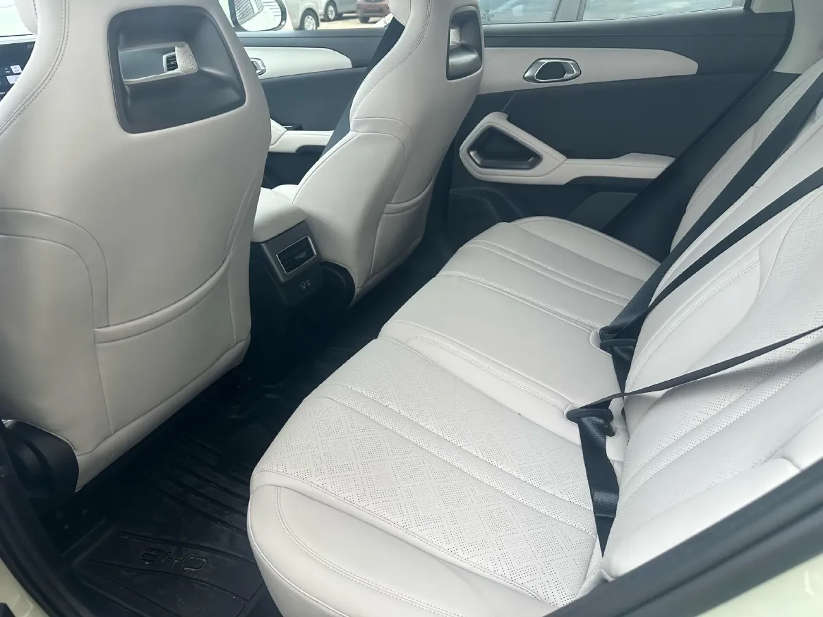 2025 BYD YuanUP BEV 45.12KWH,autocango,china used car exporter,china ev exporter,chinese used car exporter,chinese used ev exporter