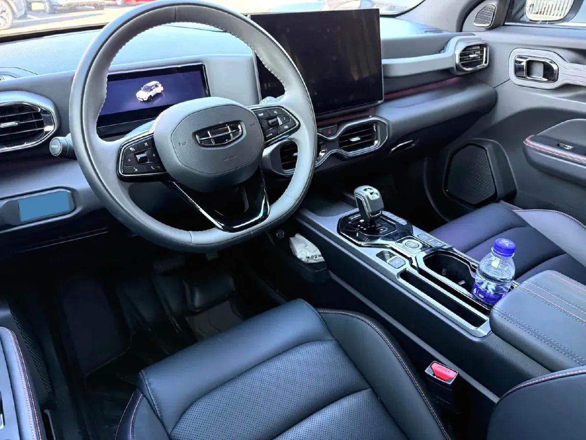 2025 Geely Cowboy 1.5T 181HP L4 7DCT,autocango,china used car exporter,china ev exporter,chinese used car exporter,chinese used ev exporter