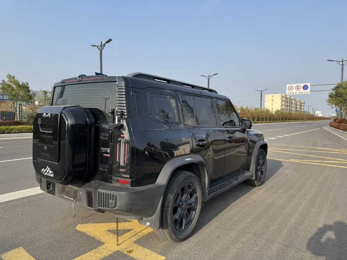 2023 Jetour Traveller 2.0T 254HP L4 7DCT,autocango,china used car exporter,china ev exporter,chinese used car exporter,chinese used ev exporter