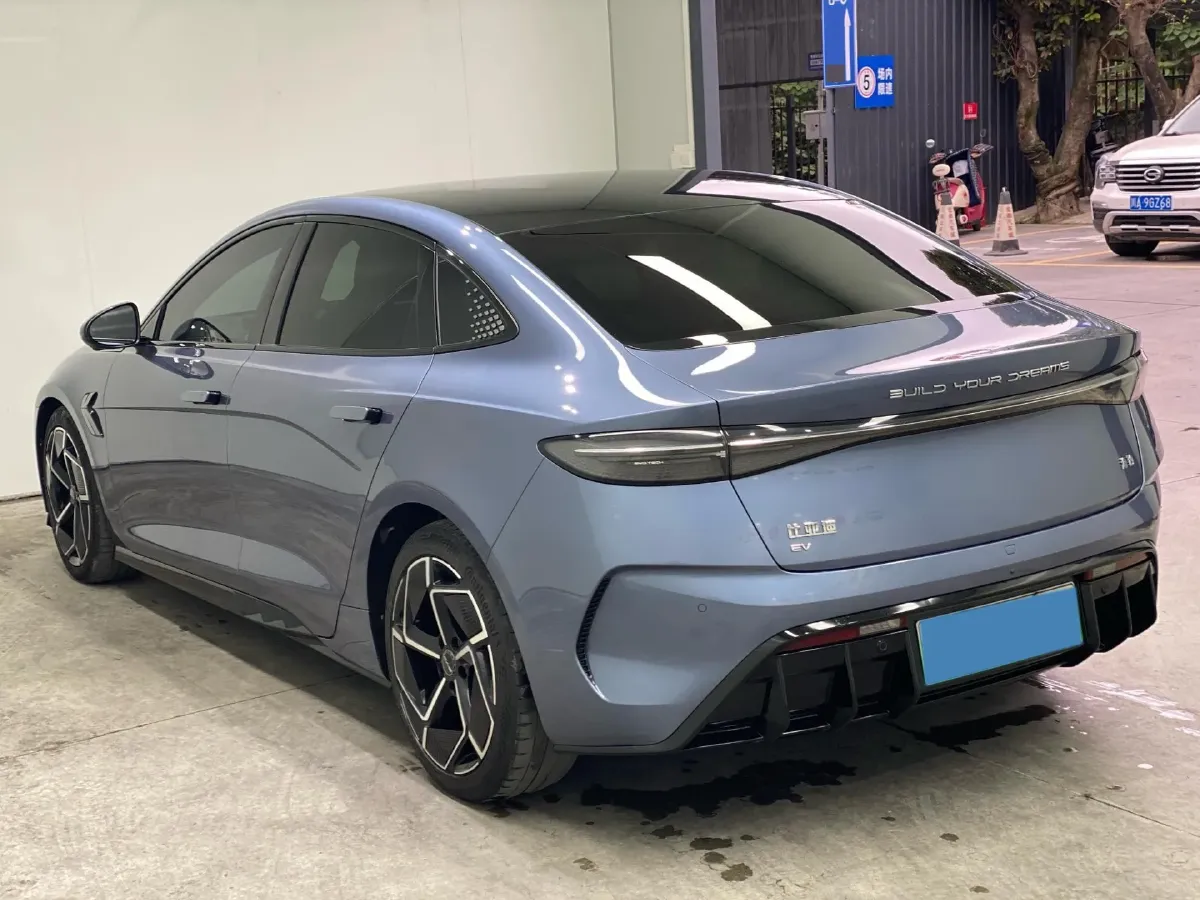 2022 AITO AITO M5 Range Extended 125HP REEV 40KWH,autocango,china used car exporter,china ev exporter,chinese used car exporter,chinese used ev exporter
