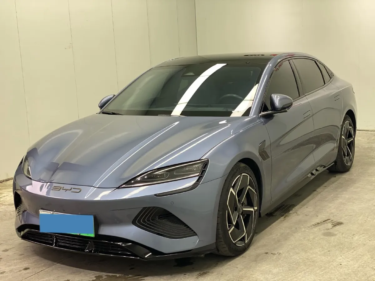 2022 AITO AITO M5 Range Extended 125HP REEV 40KWH,autocango,china used car exporter,china ev exporter,chinese used car exporter,chinese used ev exporter