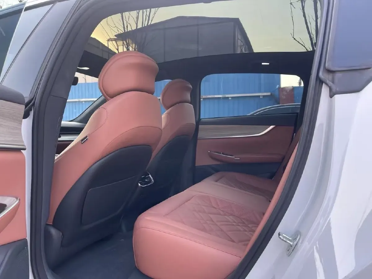 2025 ChangAn QiYuan A07 REEV 98HP REEV 28.4KWH,autocango,china used car exporter,china ev exporter,chinese used car exporter,chinese used ev exporter