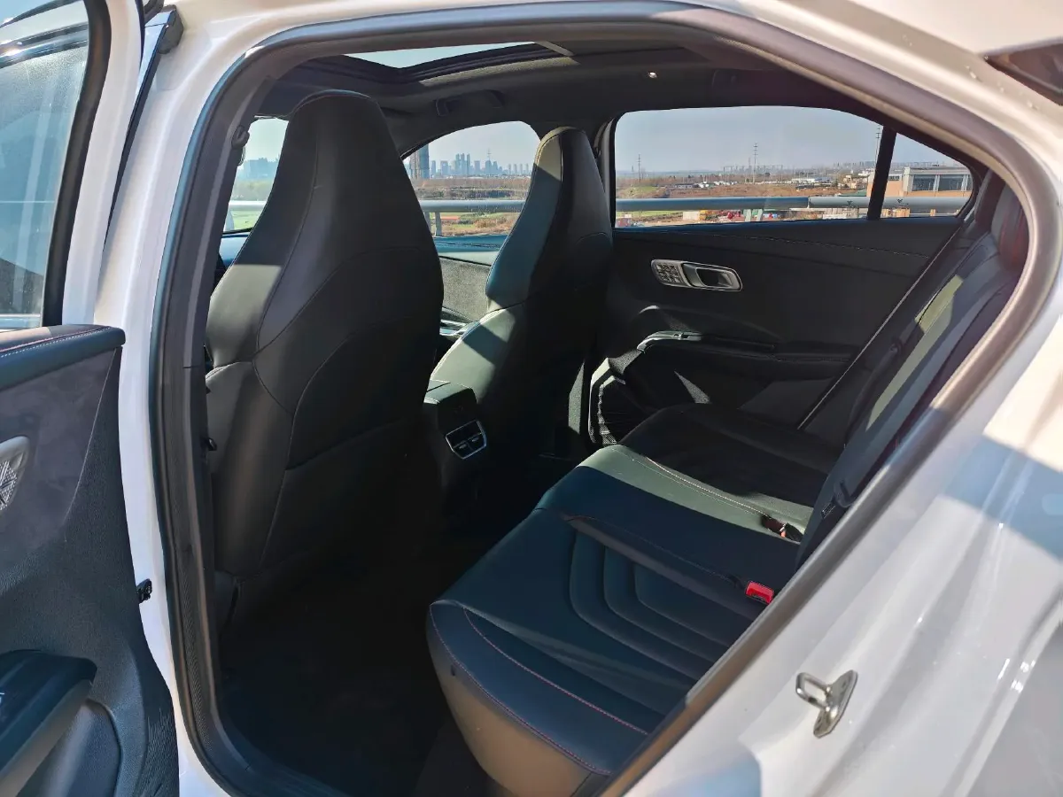 2023 MAXUS G50 1.5T 181HP L4 7DCT,autocango,china used car exporter,china ev exporter,chinese used car exporter,chinese used ev exporter