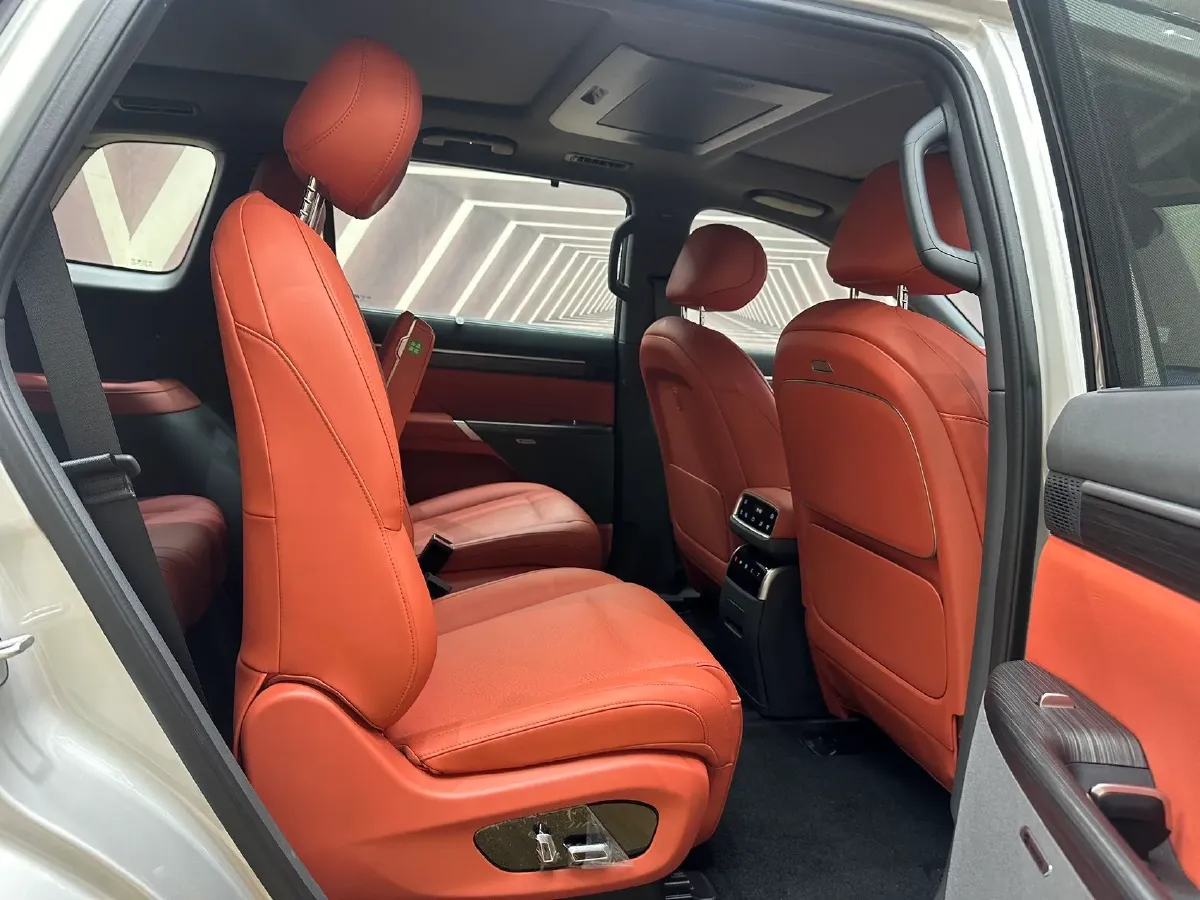 2024 DongFeng eπ eπ008 1.5T 147HP L4 REEV 34.32KWH,autocango,china used car exporter,china ev exporter,chinese used car exporter,chinese used ev exporter