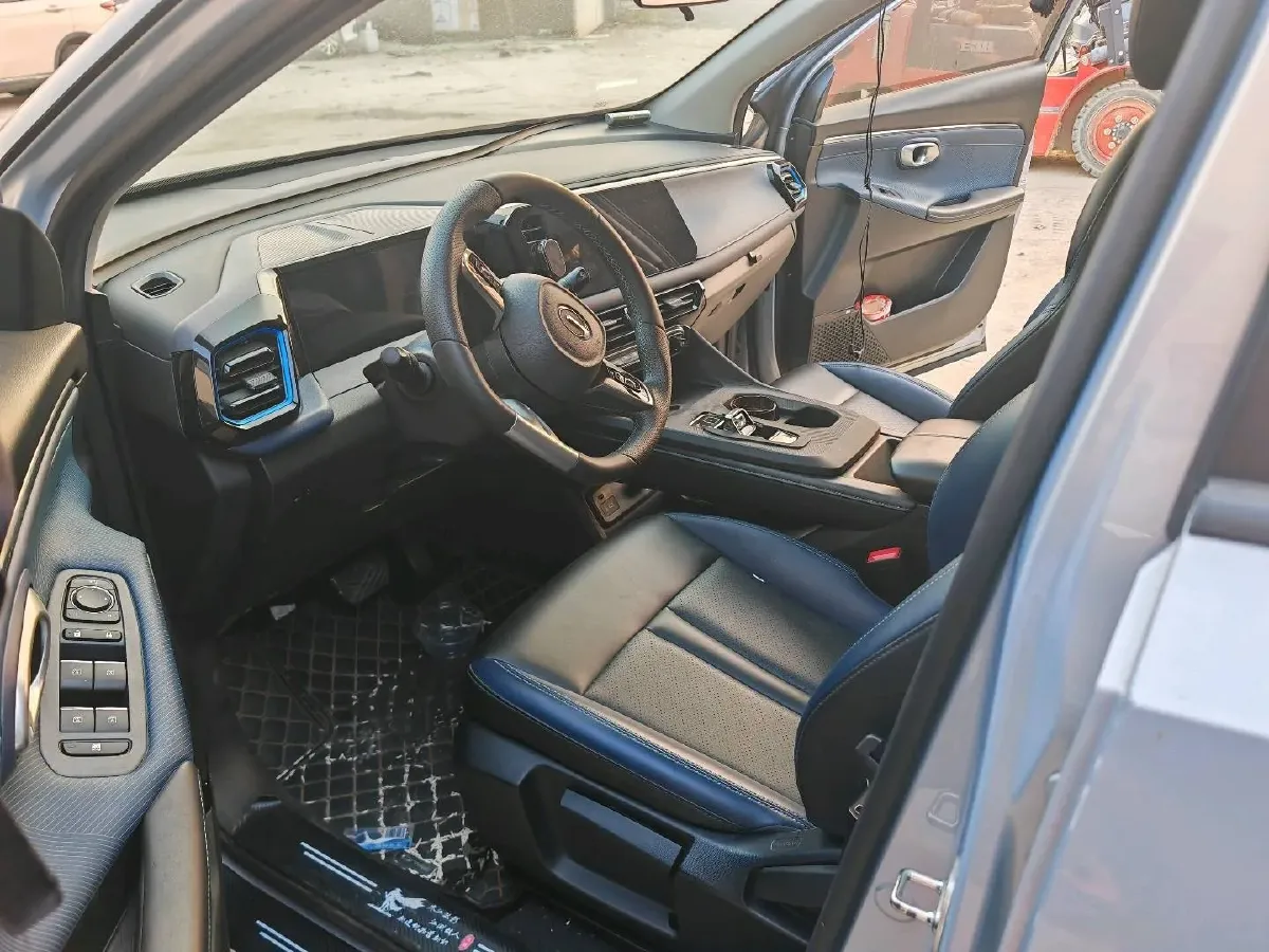 2023 GAC Trumpchi GS3 1.5T 177HP L4 7DCT,autocango,china used car exporter,china ev exporter,chinese used car exporter,chinese used ev exporter