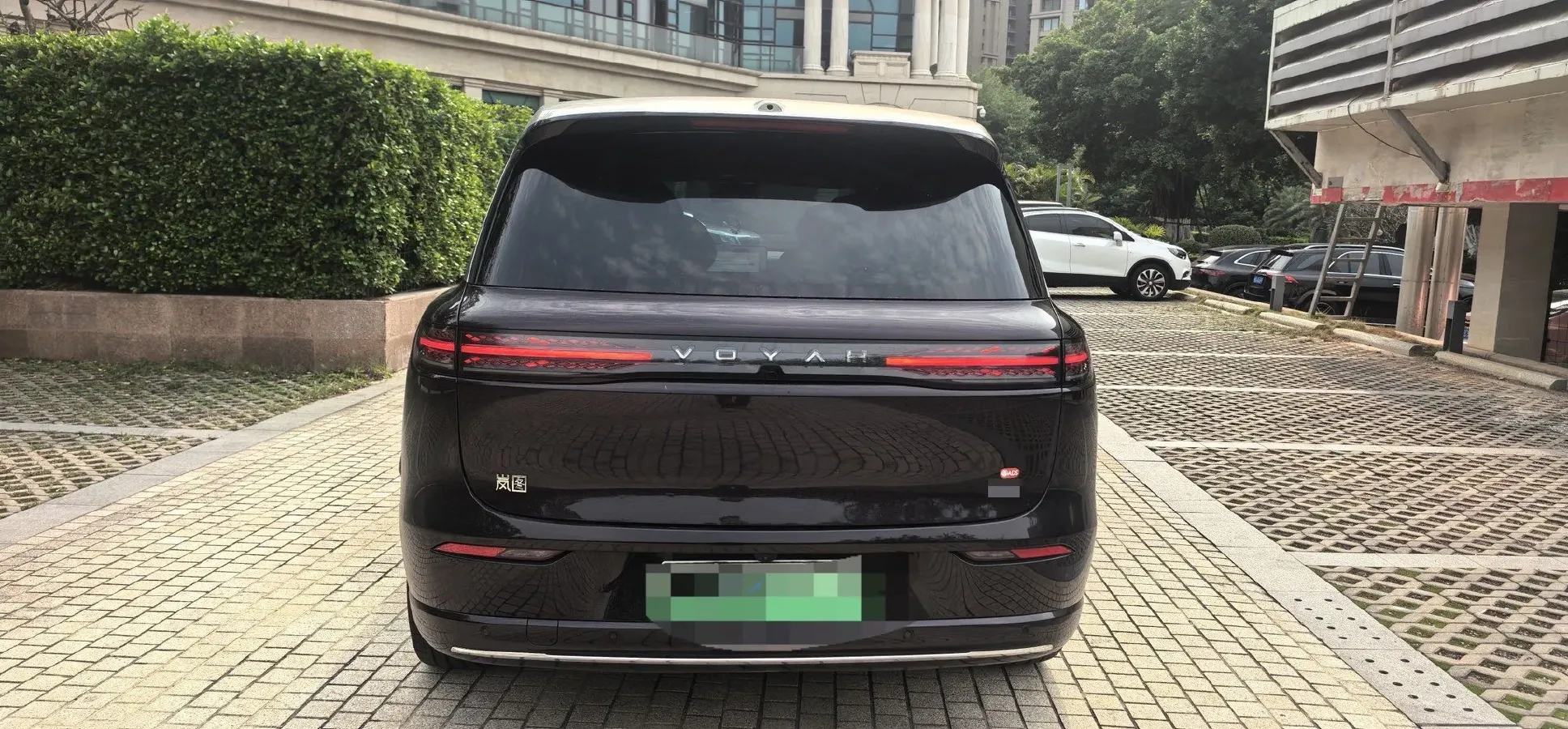 2026 Voyah 9L 1.5T 150HP L4 PHEV,autocango,china used car exporter,china ev exporter,chinese used car exporter,chinese used ev exporter