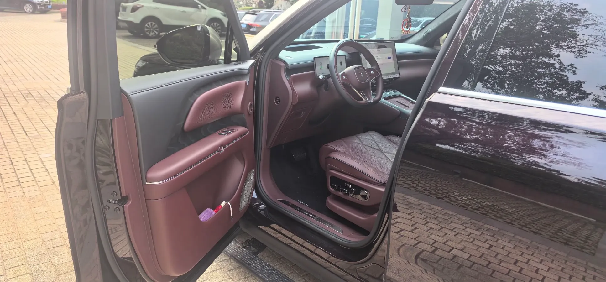 2026 Voyah 9L 1.5T 150HP L4 PHEV,autocango,china used car exporter,china ev exporter,chinese used car exporter,chinese used ev exporter