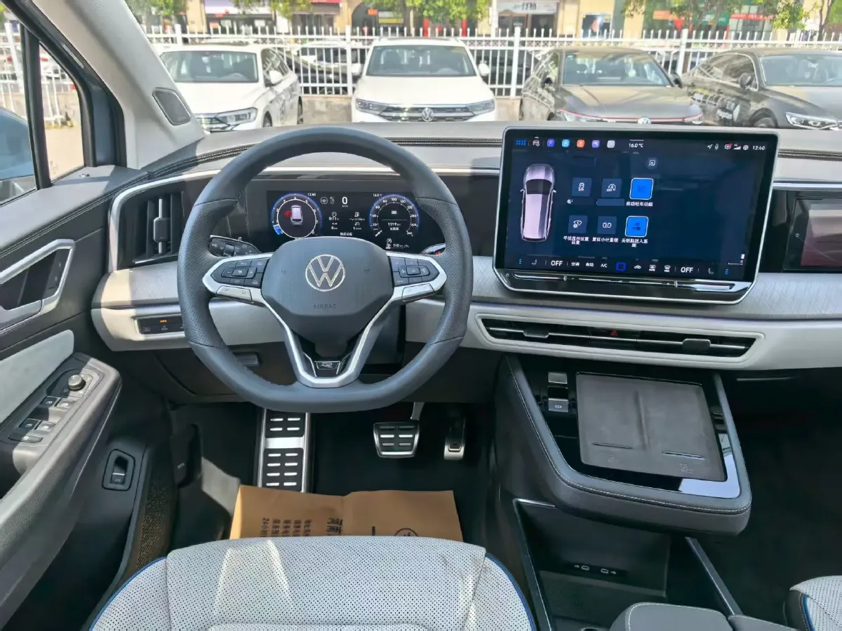 2026 Volkswagen Talagon 2.0T 272HP L4 7DCT,autocango,china used car exporter,china ev exporter,chinese used car exporter,chinese used ev exporter