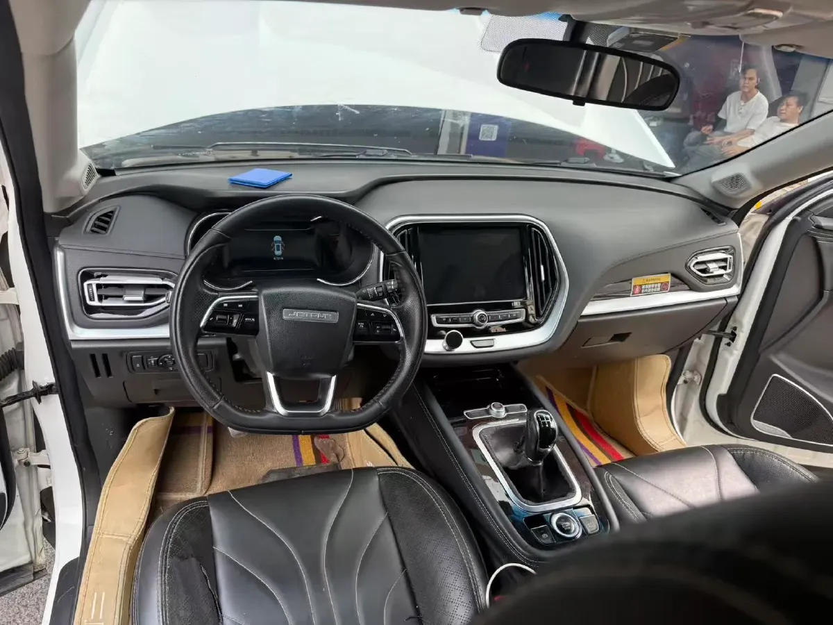 2018 SWM X7 1.8L 137HP L4 5MT,autocango,china used car exporter,china ev exporter,chinese used car exporter,chinese used ev exporter