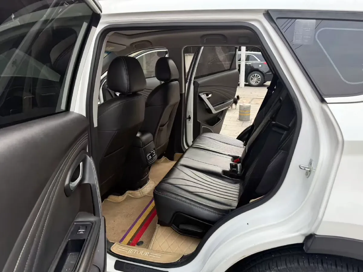 2018 SWM X7 1.8L 137HP L4 5MT,autocango,china used car exporter,china ev exporter,chinese used car exporter,chinese used ev exporter