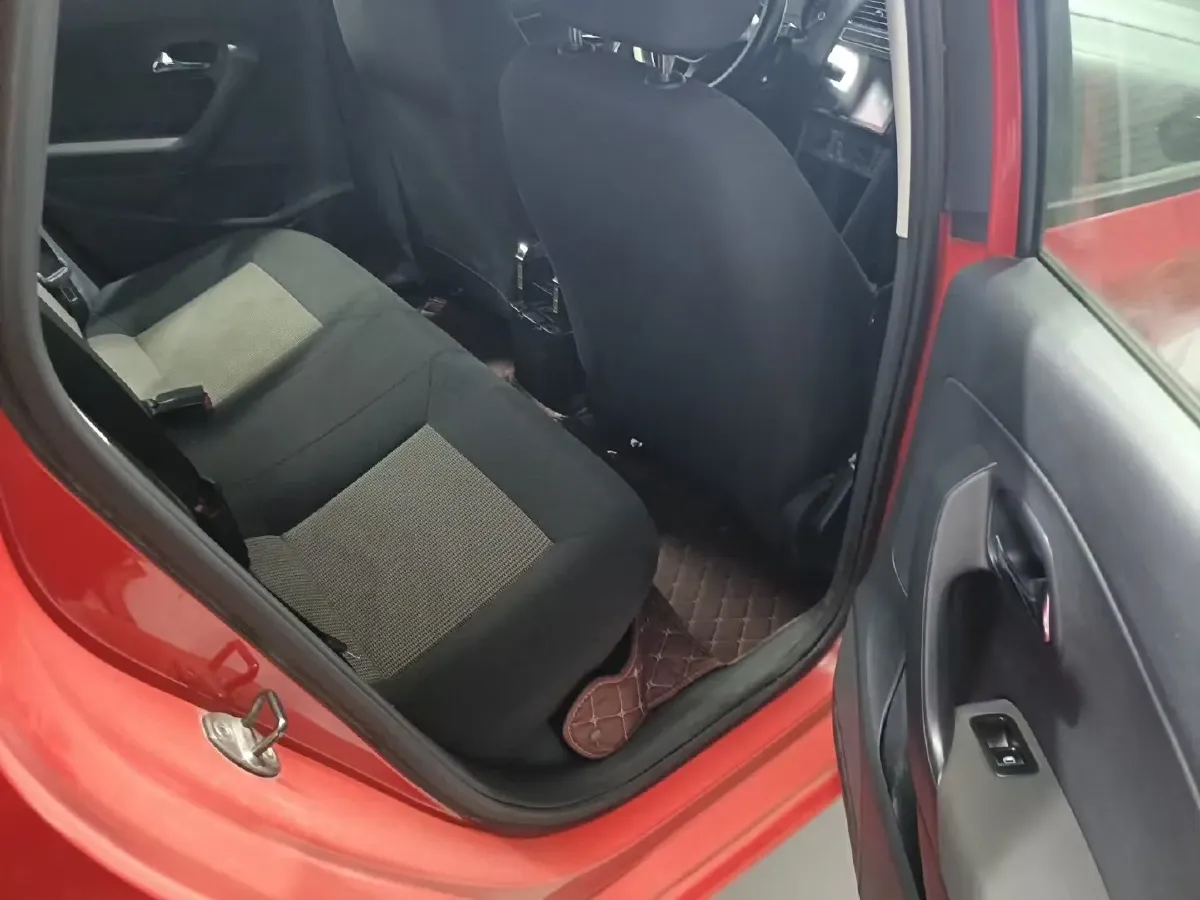 2016 Volkswagen Polo 1.4L 90HP L4 5MT,autocango,china used car exporter,china ev exporter,chinese used car exporter,chinese used ev exporter