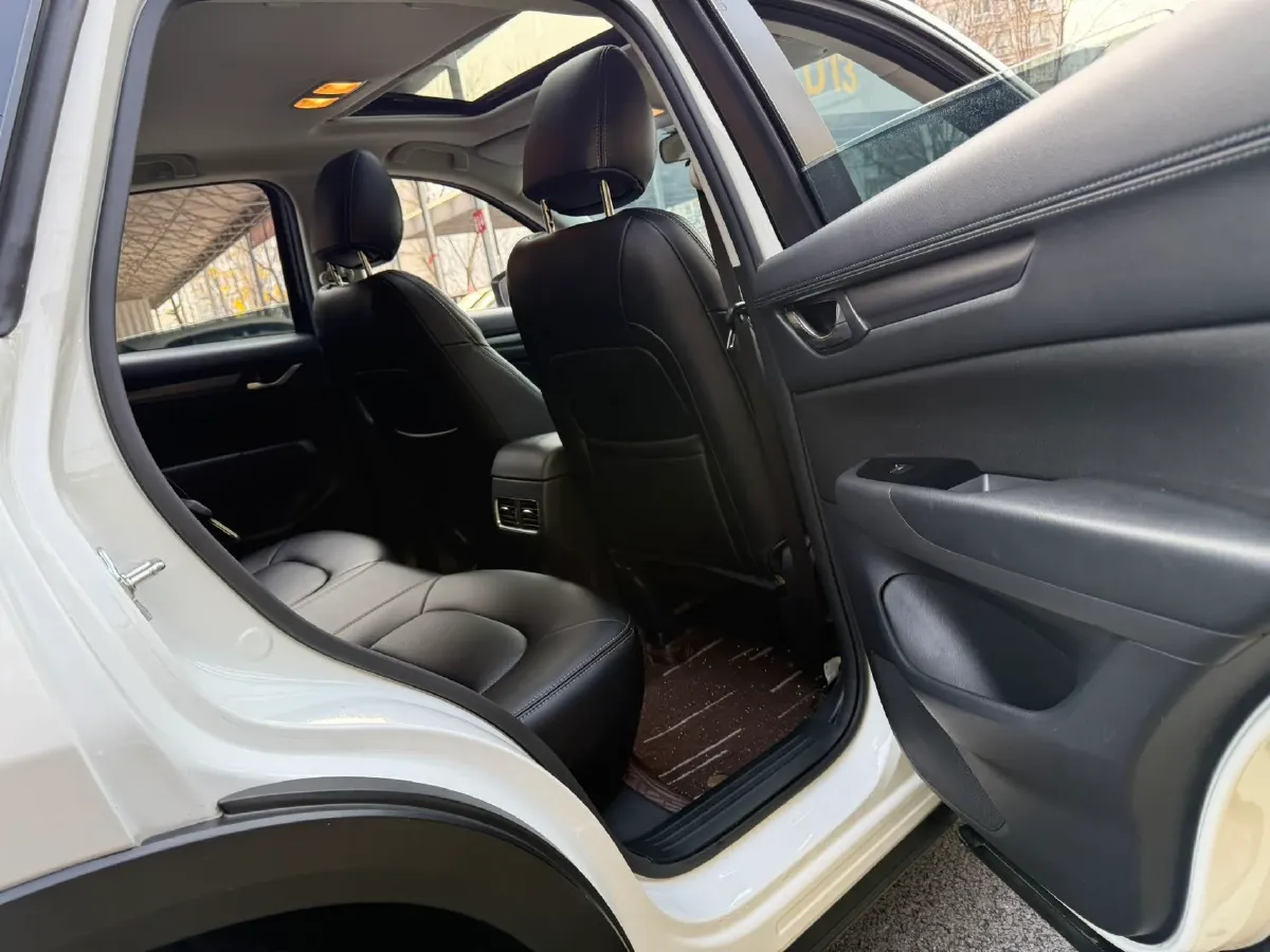 2022 Hyundai Tucson 2.0L 150HP L4 6AT Hybrid,autocango,china used car exporter,china ev exporter,chinese used car exporter,chinese used ev exporter