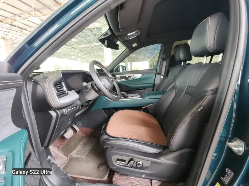 2022 GAC Trumpchi GS8 2.0T 252HP L4 8AT,autocango,china used car exporter,china ev exporter,chinese used car exporter,chinese used ev exporter