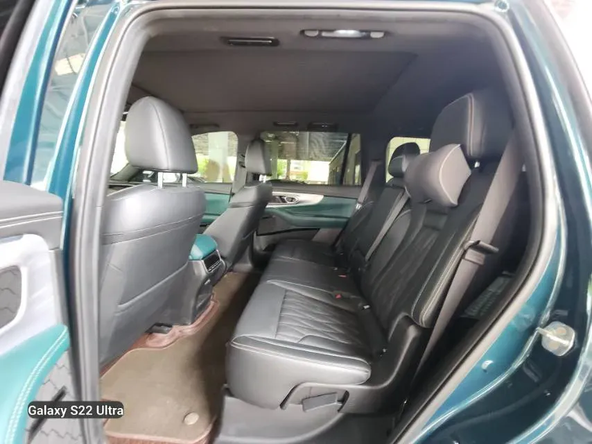 2022 GAC Trumpchi GS8 2.0T 252HP L4 8AT,autocango,china used car exporter,china ev exporter,chinese used car exporter,chinese used ev exporter