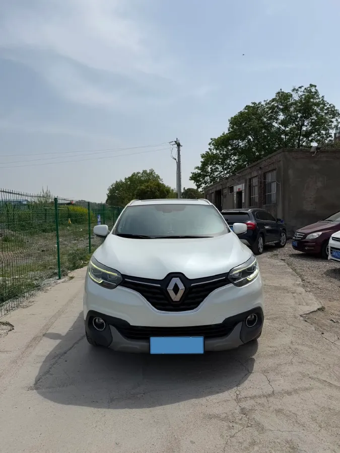 2017 Renault Kadjar 2.0L 150HP L4 CVT,autocango,china used car exporter,china ev exporter,chinese used car exporter,chinese used ev exporter