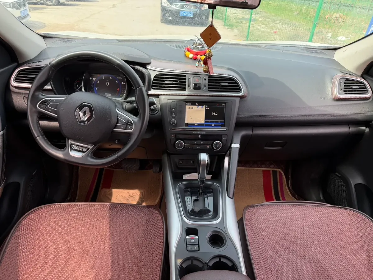 2017 Renault Kadjar 2.0L 150HP L4 CVT,autocango,china used car exporter,china ev exporter,chinese used car exporter,chinese used ev exporter