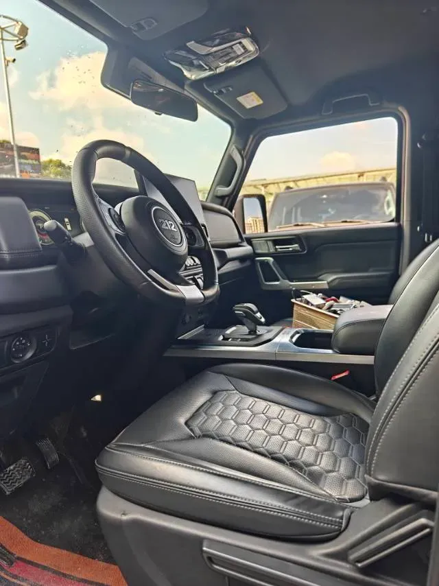 2024 212 212 T01 2.0T 252HP L4 8AT,autocango,china used car exporter,china ev exporter,chinese used car exporter,chinese used ev exporter