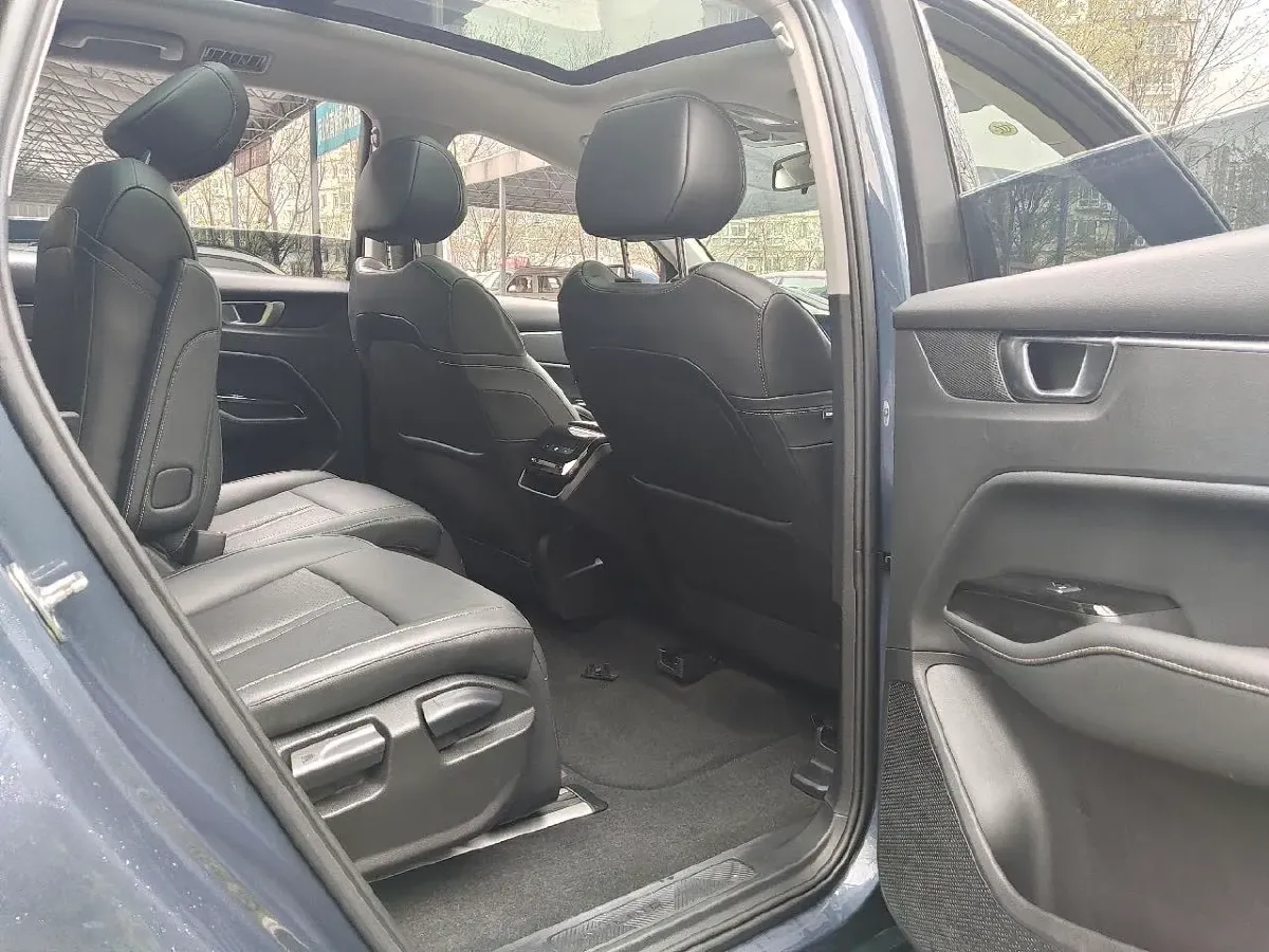 2020 WuLing KaiJie 1.5T 147HP L4 CVT,autocango,china used car exporter,china ev exporter,chinese used car exporter,chinese used ev exporter