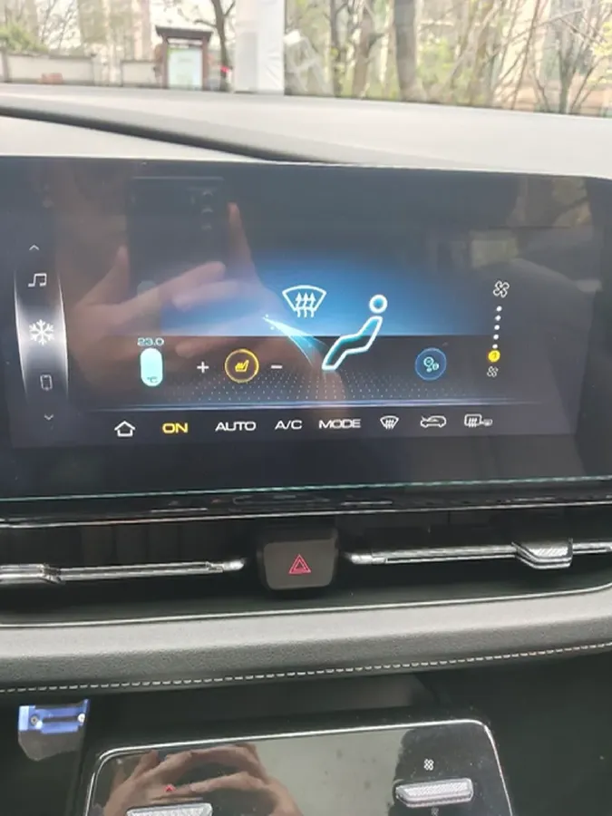 2020 WuLing KaiJie 1.5T 147HP L4 CVT,autocango,china used car exporter,china ev exporter,chinese used car exporter,chinese used ev exporter