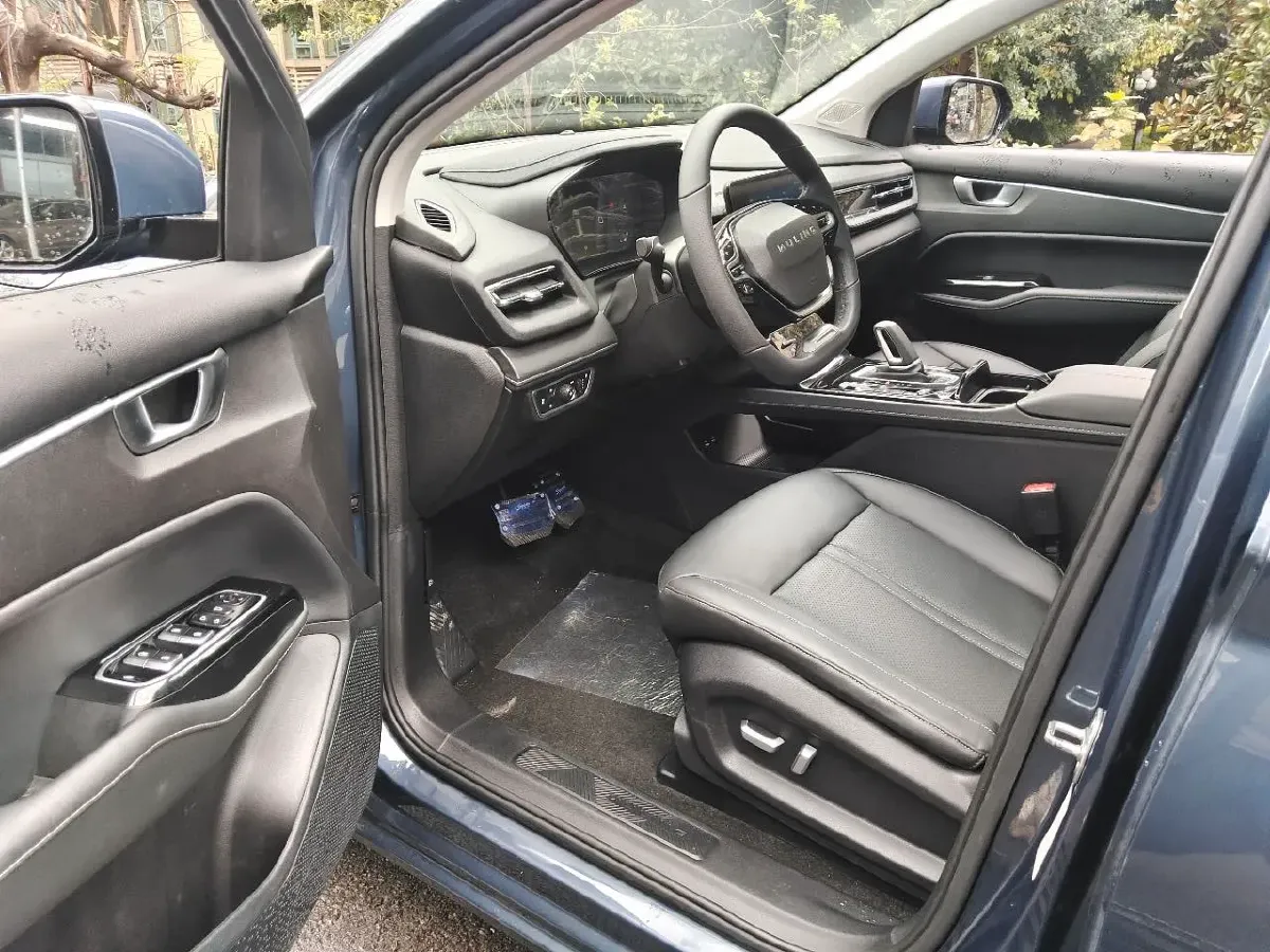 2020 WuLing KaiJie 1.5T 147HP L4 CVT,autocango,china used car exporter,china ev exporter,chinese used car exporter,chinese used ev exporter