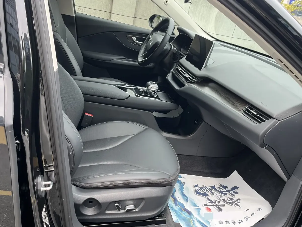 2021 HongQi E-QM5 BEV 54KWH,autocango,china used car exporter,china ev exporter,chinese used car exporter,chinese used ev exporter