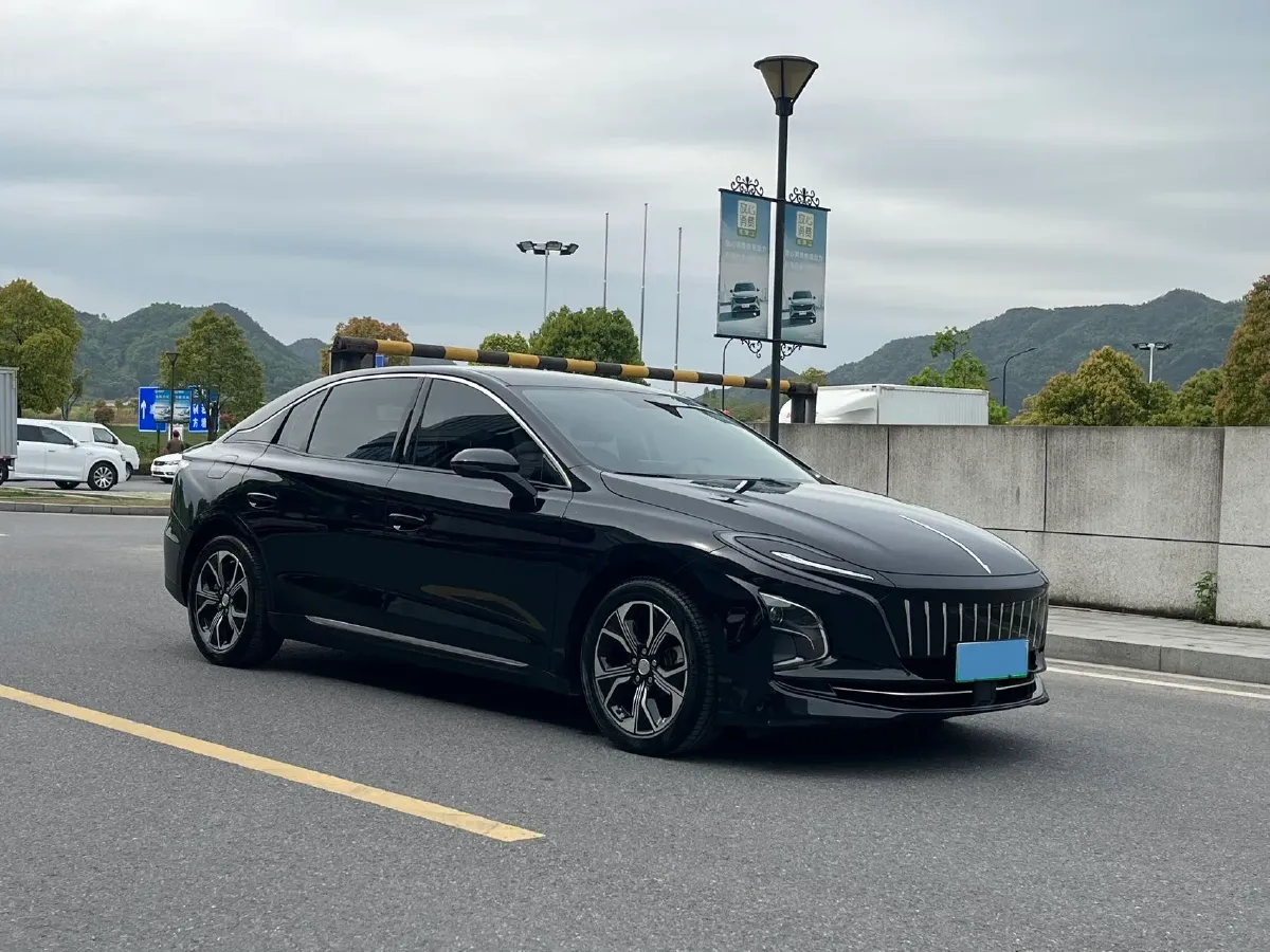 2021 HongQi E-QM5 BEV 54KWH,autocango,china used car exporter,china ev exporter,chinese used car exporter,chinese used ev exporter