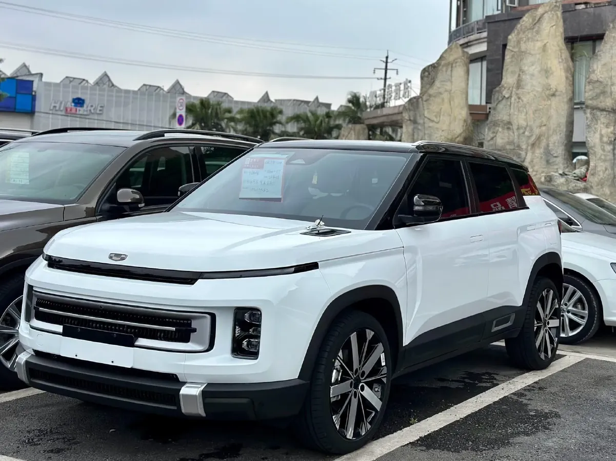 2024 DongFeng Aeolus YiXuan MAX 1.5T 197HP L4 7DCT,autocango,china used car exporter,china ev exporter,chinese used car exporter,chinese used ev exporter