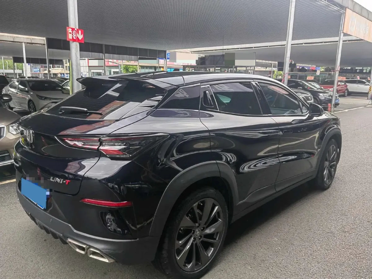 2021 ChangAn UNI-T 1.5T 180HP L4 7DCT,autocango,china used car exporter,china ev exporter,chinese used car exporter,chinese used ev exporter