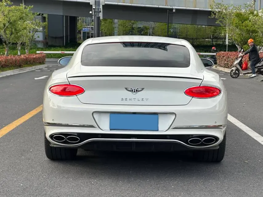 2022 Bentley Continental 4.0T 549HP V8 8DCT,autocango,china used car exporter,china ev exporter,chinese used car exporter,chinese used ev exporter