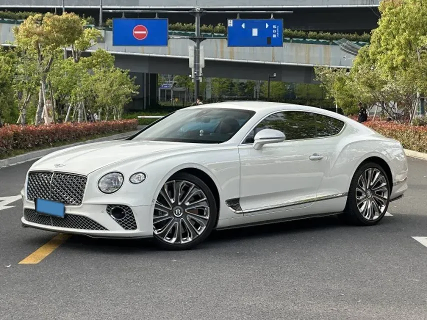 2022 Bentley Continental 4.0T 549HP V8 8DCT,autocango,china used car exporter,china ev exporter,chinese used car exporter,chinese used ev exporter