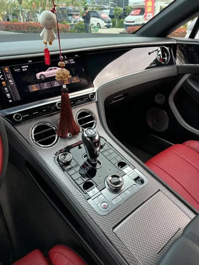 2022 Bentley Continental 4.0T 549HP V8 8DCT,autocango,china used car exporter,china ev exporter,chinese used car exporter,chinese used ev exporter