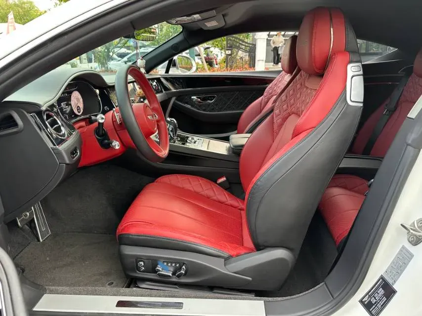 2022 Bentley Continental 4.0T 549HP V8 8DCT,autocango,china used car exporter,china ev exporter,chinese used car exporter,chinese used ev exporter