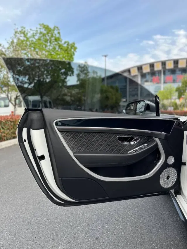 2022 Bentley Continental 4.0T 549HP V8 8DCT,autocango,china used car exporter,china ev exporter,chinese used car exporter,chinese used ev exporter