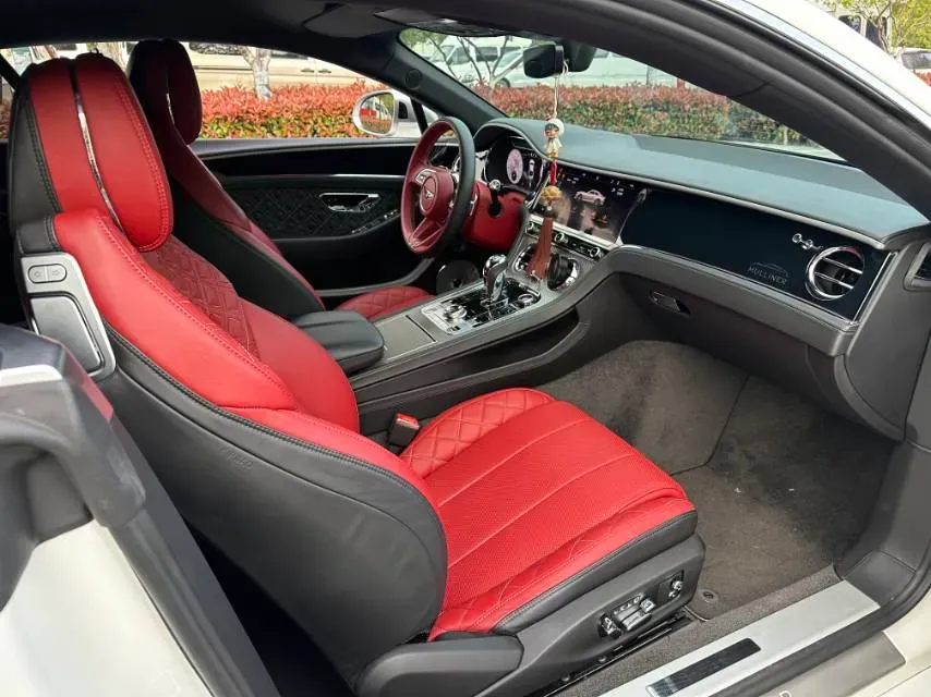 2022 Bentley Continental 4.0T 549HP V8 8DCT,autocango,china used car exporter,china ev exporter,chinese used car exporter,chinese used ev exporter