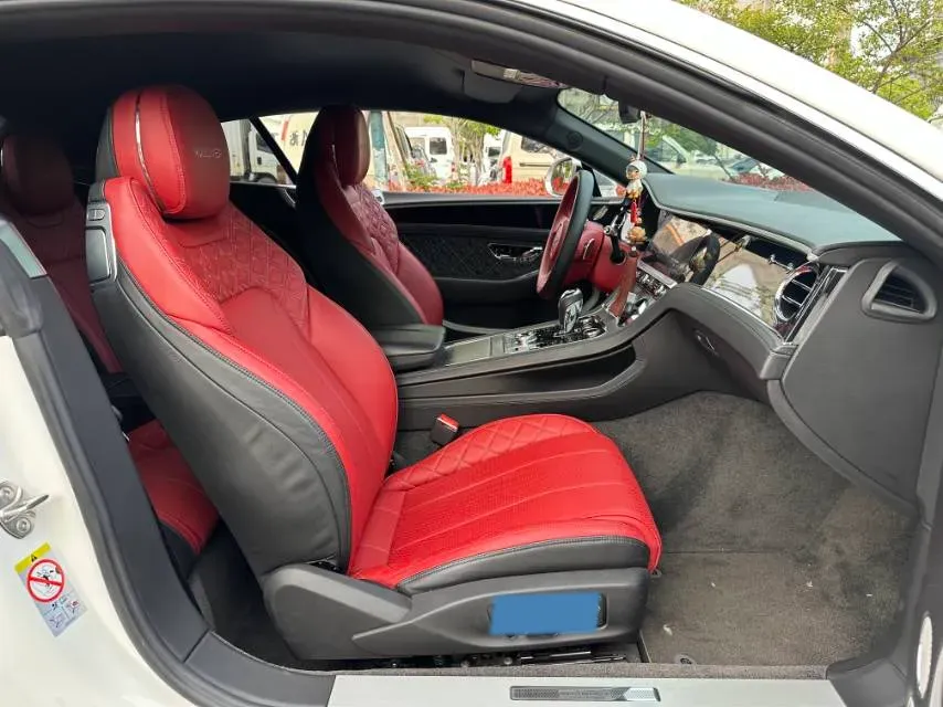 2022 Bentley Continental 4.0T 549HP V8 8DCT,autocango,china used car exporter,china ev exporter,chinese used car exporter,chinese used ev exporter