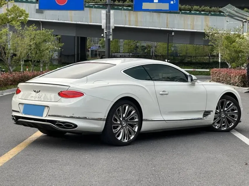 2022 Bentley Continental 4.0T 549HP V8 8DCT,autocango,china used car exporter,china ev exporter,chinese used car exporter,chinese used ev exporter