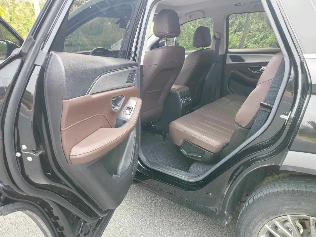 2023 Jetour X90 Plus 1.5T 156HP L4 6MT,autocango,china used car exporter,china ev exporter,chinese used car exporter,chinese used ev exporter