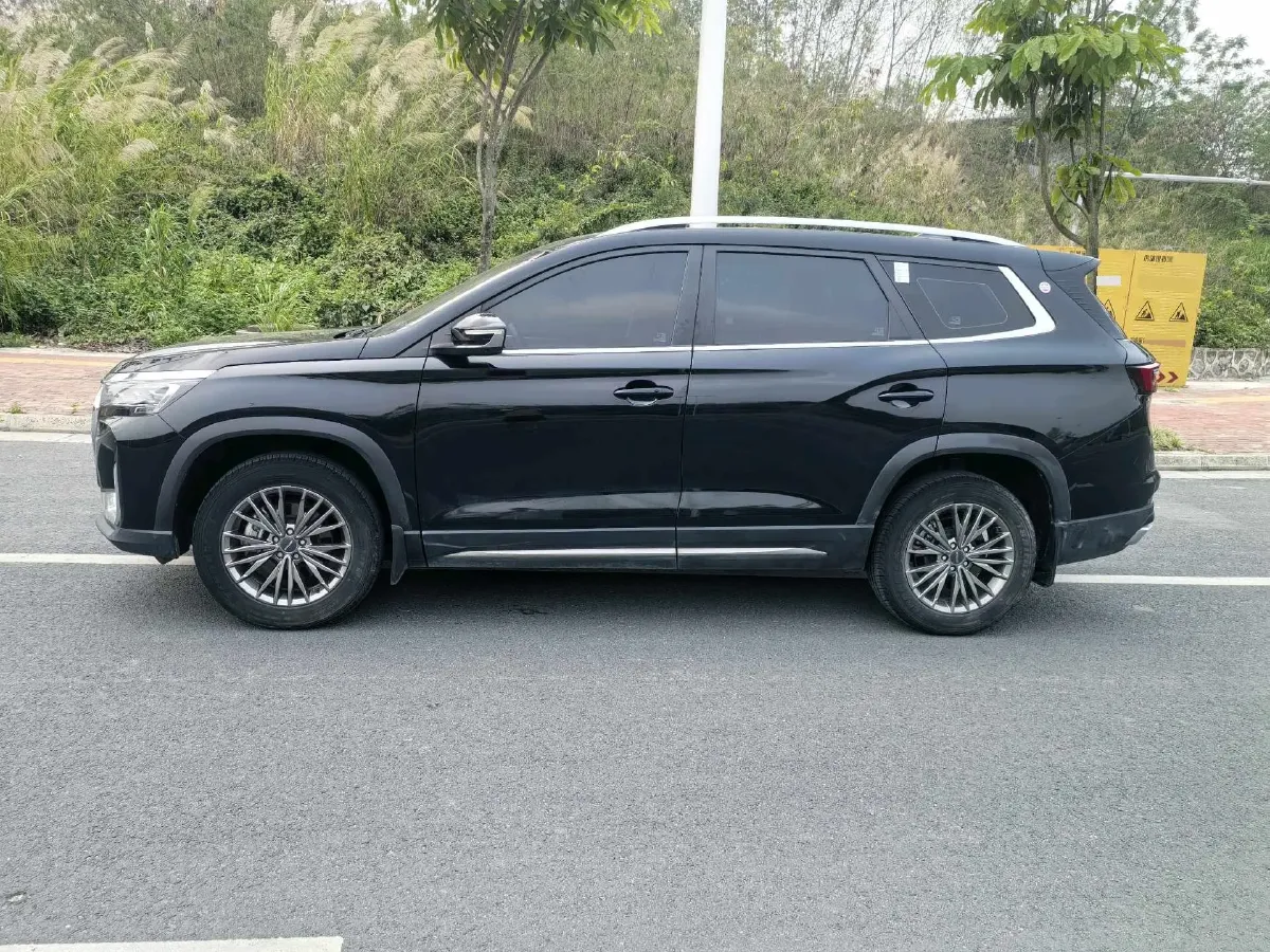 2023 Jetour X90 Plus 1.5T 156HP L4 6MT,autocango,china used car exporter,china ev exporter,chinese used car exporter,chinese used ev exporter