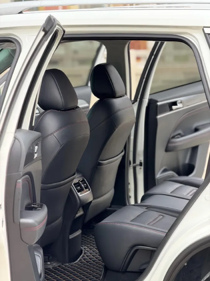 2022 GAC Trumpchi GS4 Plus 1.5T 169HP L4 6AT,autocango,china used car exporter,china ev exporter,chinese used car exporter,chinese used ev exporter